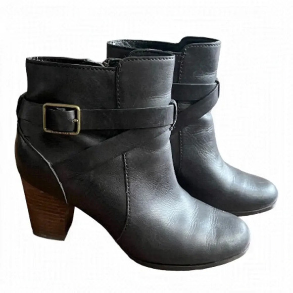 NWOT Cole Haan Ankle Boots - Picture 1 of 7